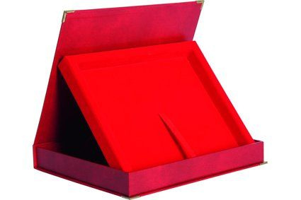 Etui do dyplomu poziome czerwone