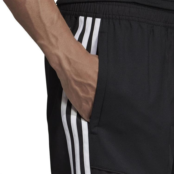 Spodenki męskie adidas Tiro 19 Woven Shorts czarne D95919