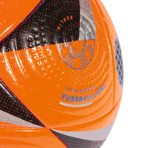 Piłka nożna adidas EURO24 FUSSBALLIEBE PRO WINTER IN9382