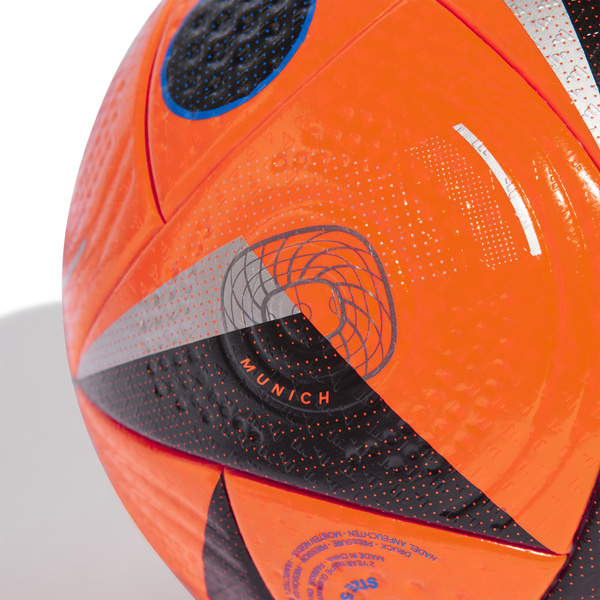 Piłka nożna adidas EURO24 FUSSBALLIEBE PRO WINTER IN9382