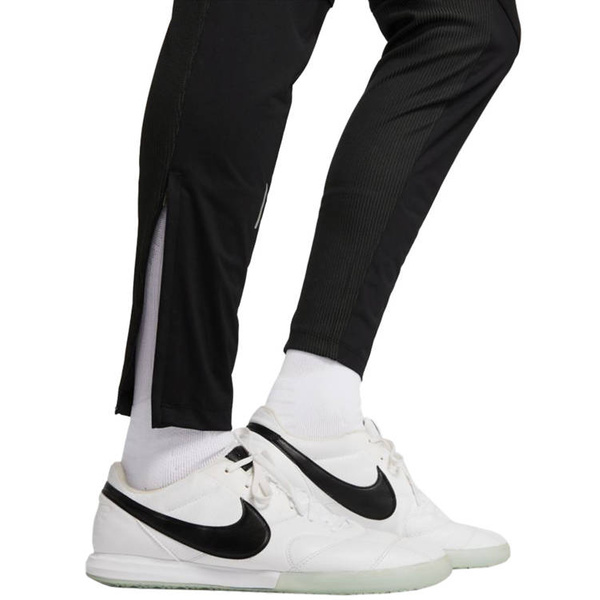 Spodnie męskie Nike Therma-Fit Strike Pant Kwpz Winter Warrior czarne DC9159 010