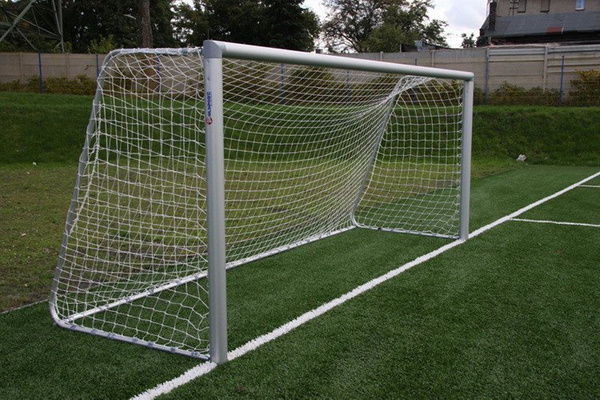 Bramka do piłki nożnej stacjonarna aluminiowa 5x2m 9423BT